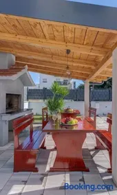 Villa Felicita with heated pool - Image 5