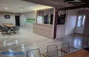 Hotel Opalchenets Стаи за гости и парти зала - Image 2
