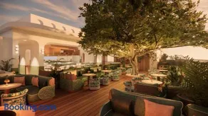 Recess Hotel & Club Savannah - Image 3