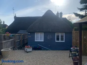 The Shack - Thatched Self Contained Annex - Image 2