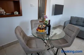 ARMA CIELO I, 1-bed Cosy Flat - Image 3
