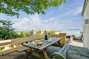 Two-Storey Townhouse With Sea View - Image 2