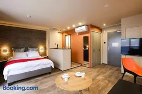 the Moto Hotel Shinjuku - Image 2