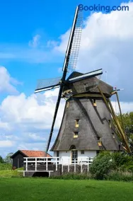 Mondriaanmolen, a real Windmill close to Amsterdam - Image 2