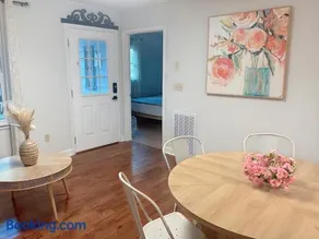Flower Bliss Cottage in Sparta Mountains - Image 3