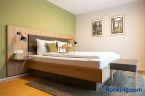 Große Familienwohnung nahe Europa-Park mit Terasse & Garten - Image 2