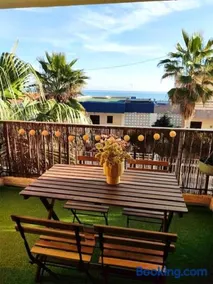 Apartamento segunda línea piscina frente al mar - Image 1