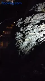 Sea View Cliffs - Image 3