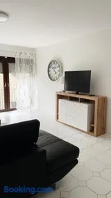 IIA Apartments - Image 1