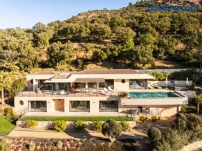 Villa de prestige avec piscine et vue mer 10 personnes Grimaud - Image 1
