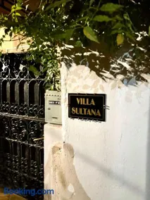 villa sultana guesthouse - Image 1