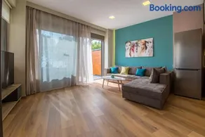 EUPHORIA Luxury Apartment - Image 5