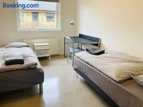 Villa med private værelser delt badeværelse/køkken, viby sj. - Image 3