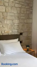 Olivia Rooms Teocrito - Image 2
