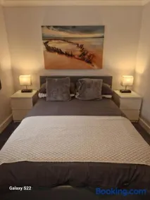 Farne Lodge - Image 1