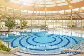 Strandresort Rex Rugia Ferienwohnung 29-7 mit Sauna- und Schwimmbadnutzung im AHOI Sellin - Image 3