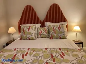 Self Catering Apartment- 11A Westbourne Place - Image 2