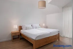 MARIS Apartment - Image 2