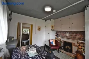 Peaceful Cottage - Image 4