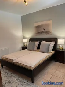 Naturnahes, neu eingerichtetes Apartment mit 1 Schlafzimmer - Image 1