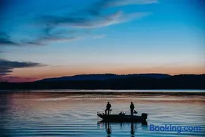 The Lucky Lodge at Lake Guntersville Mountain Lakes - Image 1