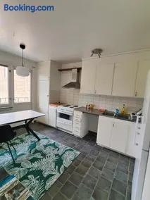 Katrineholm Longstay - Cosy 2 room apartment near the train station - Image 2