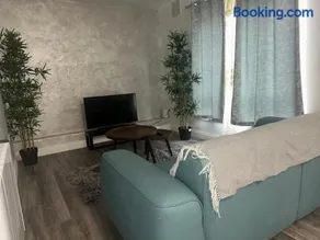 Cosy Stay Navan - Image 1
