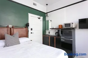 Central Gaslamp suite Queen Bed and WiFi - Image 2