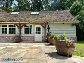 Lynford Holiday Cottages nestled in the heart of Thetford Forest - Image 3
