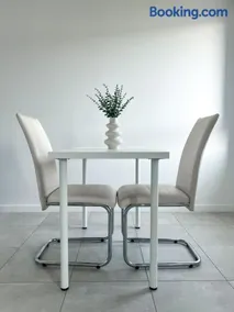 Equipped studio in Lormont and Free Parking - Image 3