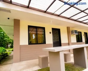 Ouans The Farm Resort Lucena City - Image 3