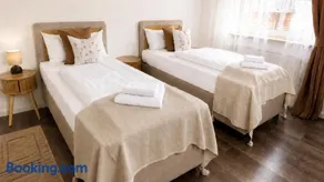 Glocke Apartment One - Image 4