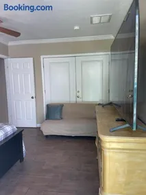 DIAMOND STUDIO SUITE Full kitchen SWIMMING POOL private gated yard Arts Roosevelt row ASU convention ctr stadiums airport Downtown Phx - Image 2