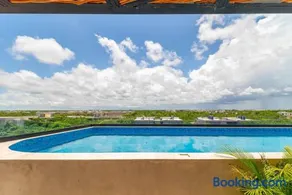 2 BR with Direct Walk-out to Pool, Sauna, and Gym - Image 1