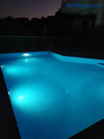Christinas summer house with pool in Kefalas - Image 2