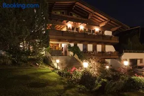 Garni - Hotel Rinner Julia - Image 3