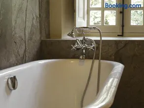 Manoir Du Moulinet - Image 3