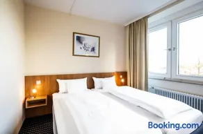 Raststättenhotel Tecklenburger Land West - Image 1
