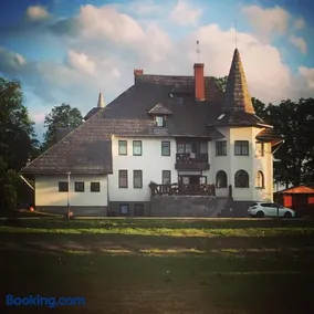 Rabbit Hotel - Image 1