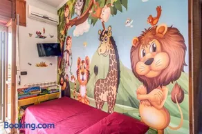 SWEET HOME LULLABY - free parking - Image 1
