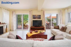 Stella's Place - Image 2