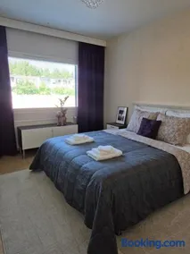 Apartment with private sauna - Image 3