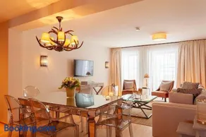 Thurnhers Residences Serviced Apartments - Image 3