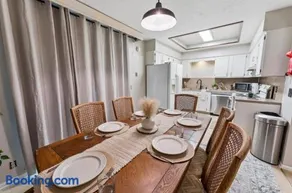 Spacious Family Home in Omaha - Image 3