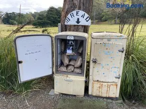 Adina Tiny House Bruny Island - Image 4