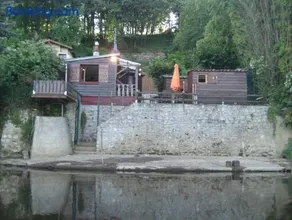 La Cabane au bord de l'eau - Image 1