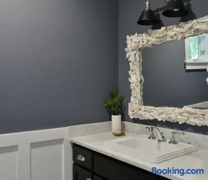 Lagoon 3 Bedroom Wilson Village Home 128 - Image 2