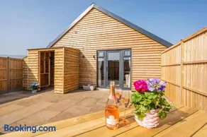 Spacious Cottage - Sleeps 4 - in the Black Mountains - Image 1