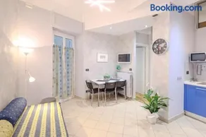 Cuneo centro ospedale suite apartment - Image 5