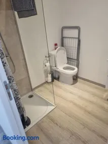 Appartement séjour , cure Cransac au 1er étage 2 nuits minimum - Image 1
